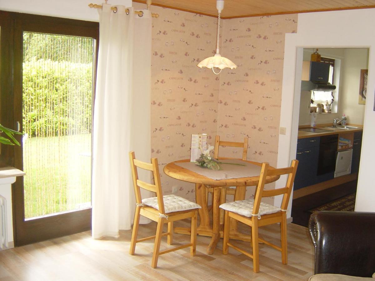 Ferienwohnung Haus am Wald Hillscheid Exterior foto